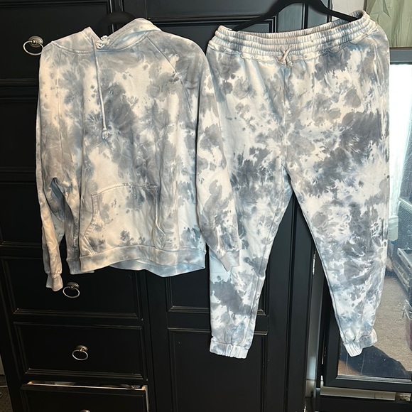 Gray Tie-Dye Women's Hoodie and Joggers Set - Picture 1 of 6